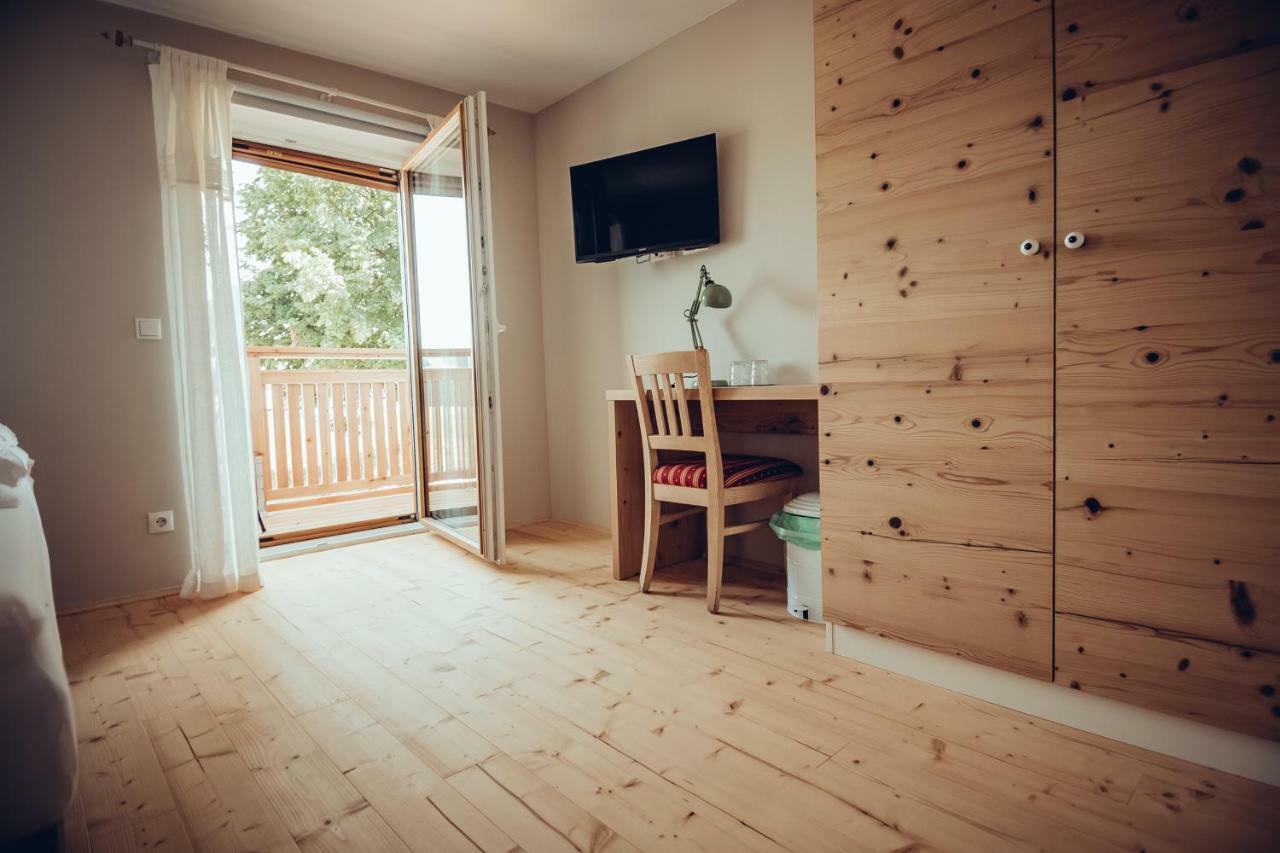 Deluxe Doppel-/Zweibettzimmer mit Balkon